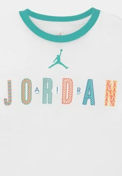 Jordan GIRLS SET - Camiseta Estampada - Bleached Coral, Niños -Jordan Tienda Oficial 03cea063984a4e11ad92412f7795a9eb