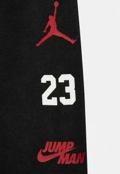 Jordan ELEVATED CLASSICS PANTS - Pantalones Deportivos - Black , Niños 7 Jordan ELEVATED CLASSICS PANTS - Pantalones Deportivos - Black , Niños -Jordan Tienda Oficial 132bfa47148040eaa7d113e7d76aeb45