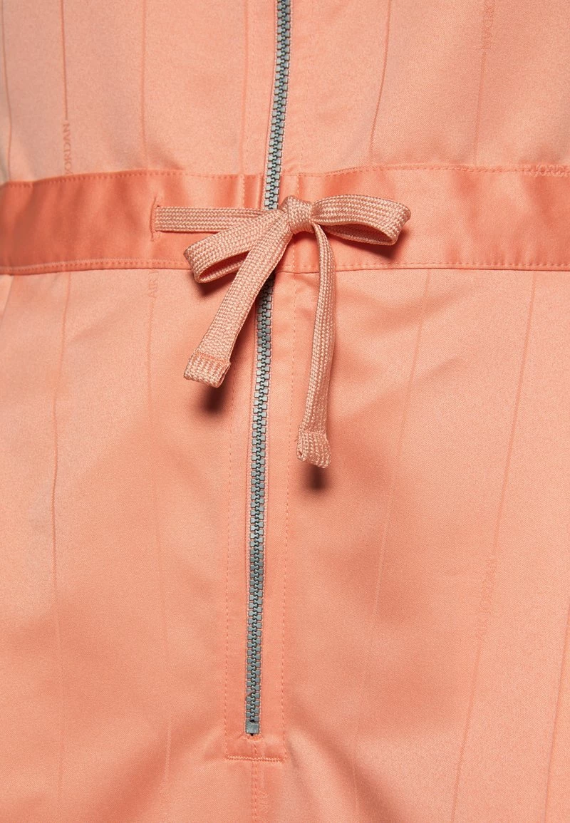 Jordan HERITAGE FLIGHTSUIT - Mono - Crimson Bliss , Mujer 9 Jordan HERITAGE FLIGHTSUIT - Mono - Crimson Bliss , Mujer - Imagen 7