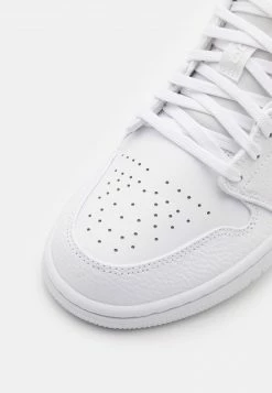 AIR JORDAN 1 - Zapatillas - White/hyper Crimson/light Bone/vintage Lichen, Hombre -Jordan Tienda Oficial 1b48671e37fc4c5f979473196bd06fa4