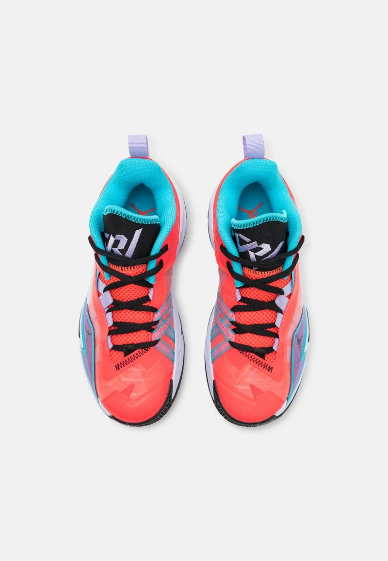 JORDAN ONE TAKE 3 BASKETBALLSCHUH FÜR ÄLTERE KINDER - Zapatillas De Baloncesto - Bright Crimson/black/chlorine Blue , Unisexo 6 JORDAN ONE TAKE 3 BASKETBALLSCHUH FÜR ÄLTERE KINDER - Zapatillas De Baloncesto - Bright Crimson/black/chlorine Blue , Unisexo - Imagen 4