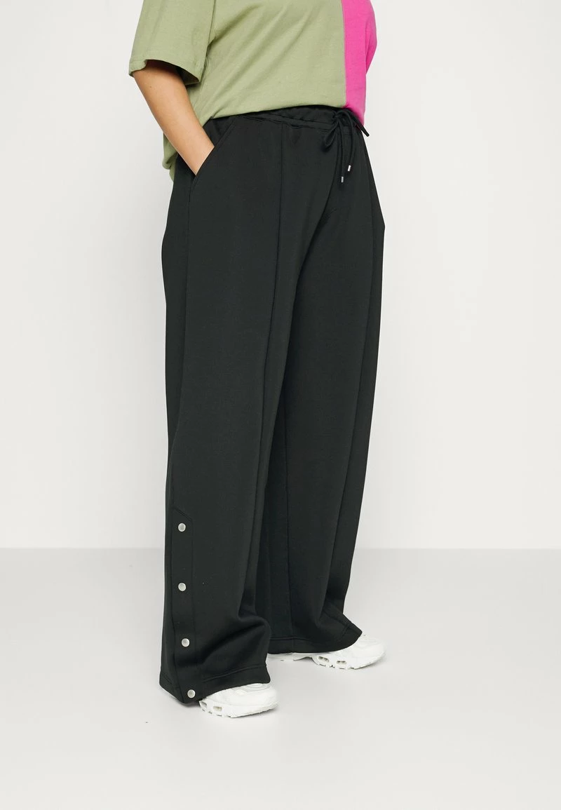 Jordan NEW CLASSICS SUIT - Pantalones Deportivos - Black , Mujer 5 Jordan NEW CLASSICS SUIT - Pantalones Deportivos - Black , Mujer - Imagen 3