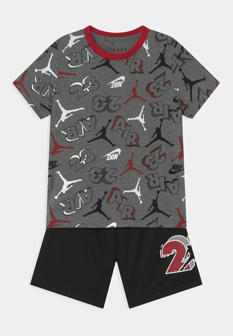 Jordan AIR JUMBLED SET - Camiseta Estampada - Black , Niños 3 Jordan AIR JUMBLED SET - Camiseta Estampada - Black , Niños