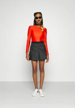 Jordan ESSEN SUIT - Camiseta De Manga Larga - Habanero Red/gym Red , Mujer -Jordan Tienda Oficial 4252d1fab3714d979ef850226e2f833e