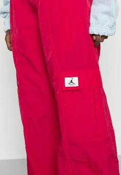 Jordan ESSEN UTILITY PANT - Pantalones Cargo - Mystic Hibiscus , Mujer -Jordan Tienda Oficial 43f065d03a7d46f19833c99c2cd02c3c