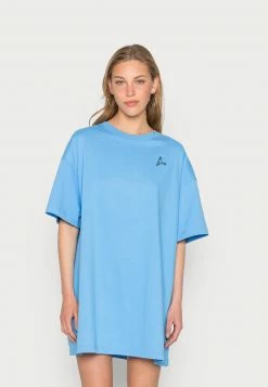 Jordan ESSEN DRESS CORE - Vestido Ligero - University Blue , Mujer