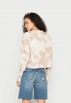 Jordan HERITAGE TEE CORE - Camiseta De Manga Larga - Olive Grey , Mujer -Jordan Tienda Oficial 49c51b400c6949cba8ed8674d55b4744