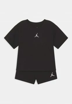 Jordan ESSENTIALS SET - Camiseta Básica - Black , Niños