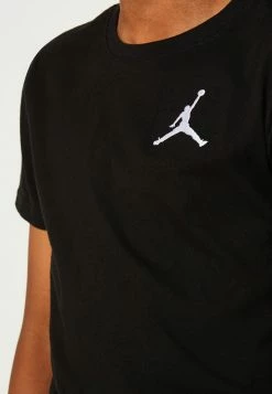 Jordan JUMPMAN AIR - Camiseta Estampada - Black , Niños 15 Jordan JUMPMAN AIR - Camiseta Estampada - Black , Niños -Jordan Tienda Oficial 4a7720ec8844477b93aaf34cb117cf1f