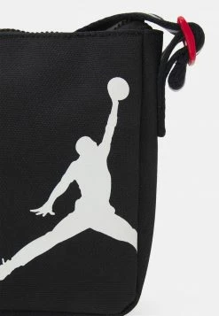 Jordan GIRL’S HANDBAG - Bandolera - Black, Mujer -Jordan Tienda Oficial 4b52edbfefc64396a98314519fadb67e