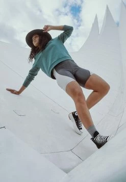 Jordan ESSEN LEG - Shorts - Thunder Grey/moon Particle/black , Mujer -Jordan Tienda Oficial 4e657724f44c4b9db697bc3c395d454b