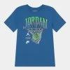 Jordan HOOP STYLE TEE - Camiseta Estampada - Marina Blue , Niños 1 Jordan HOOP STYLE TEE - Camiseta Estampada - Marina Blue , Niños -Jordan Tienda Oficial 4e7f9924df1b4bcb958fc3ccfafe0b02