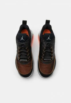 Jordan MAX 200 - Zapatillas - Black/reflective Silver/light Smoke Grey/dark Smoke Grey/total Orange, Hombre -Jordan Tienda Oficial 59432640812e4ab39682c42d6b1773c5