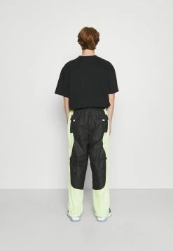 Jordan TRACK PANT - Pantalones Deportivos - Black/light Liquid Lime/electric Green , Hombre -Jordan Tienda Oficial 5bc3cf31de0949e59db9637b08451fd0