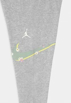Jordan WRAP LEGGING - Medias - Lunar Rock Heather , Niños 7 Jordan WRAP LEGGING - Medias - Lunar Rock Heather , Niños -Jordan Tienda Oficial 60f13aa3e0dc41e6b0c7361ee8deda5e