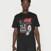 Jordan BRAND CREW - Camiseta Estampada - Black, Hombre -Jordan Tienda Oficial 6348ba78fb2c40e0abdbfbe59f4cc3d9