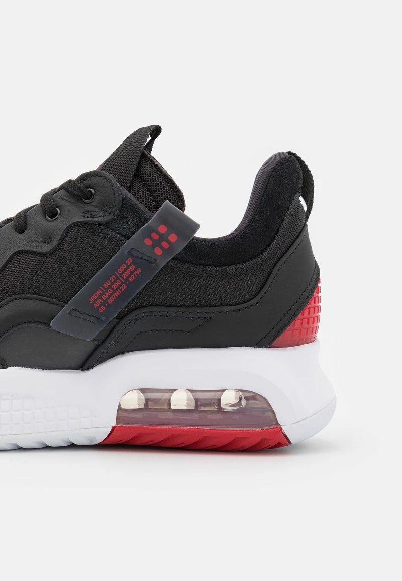 Jordan MA2 - Zapatillas - Black/university Red/gym Red/white , Hombre 8 Jordan MA2 - Zapatillas - Black/university Red/gym Red/white , Hombre - Imagen 6