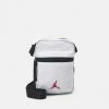 Jordan AIRBORNE FESTIVAL BAG - Bandolera - White , Hombre -Jordan Tienda Oficial 6b53d61d49104d8c9cf15c4ca8163335