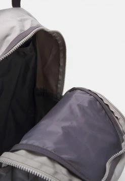 Jordan COOL BACKPACK - Mochila - Gunsmoke , Niños -Jordan Tienda Oficial 6b884ccadd7e435293a822443aeb1050