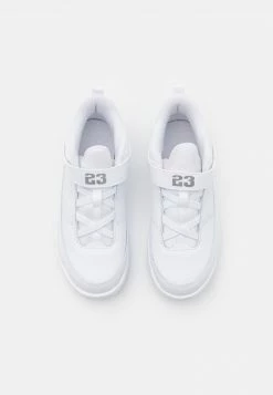 Jordan MAX AURA 3 UNISEX - Zapatillas De Baloncesto - White/metallic Silver , Unisexo 11 Jordan MAX AURA 3 UNISEX - Zapatillas De Baloncesto - White/metallic Silver , Unisexo -Jordan Tienda Oficial 6c16eb8a17884fed9b6720d7d00d8ba5