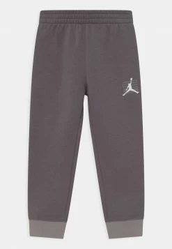 Jordan JUMPMAN CREW SET - Chándal - Gunsmoke , Unisexo -Jordan Tienda Oficial 6d9c2a24477842f397863f49d524ae83