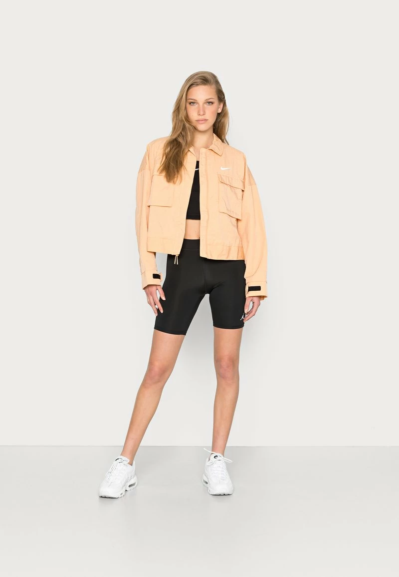 Jordan ESSEN LEG CORE - Shorts - Black/white , Mujer 4 Jordan ESSEN LEG CORE - Shorts - Black/white , Mujer - Imagen 2