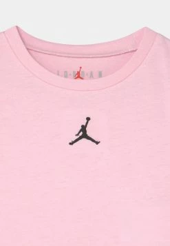 Jordan ESSENTIALS SET - Camiseta Básica - Pink Foam , Niños 9 Jordan ESSENTIALS SET - Camiseta Básica - Pink Foam , Niños -Jordan Tienda Oficial 75bc1ffbdaef498db88b65d93d8d18bf