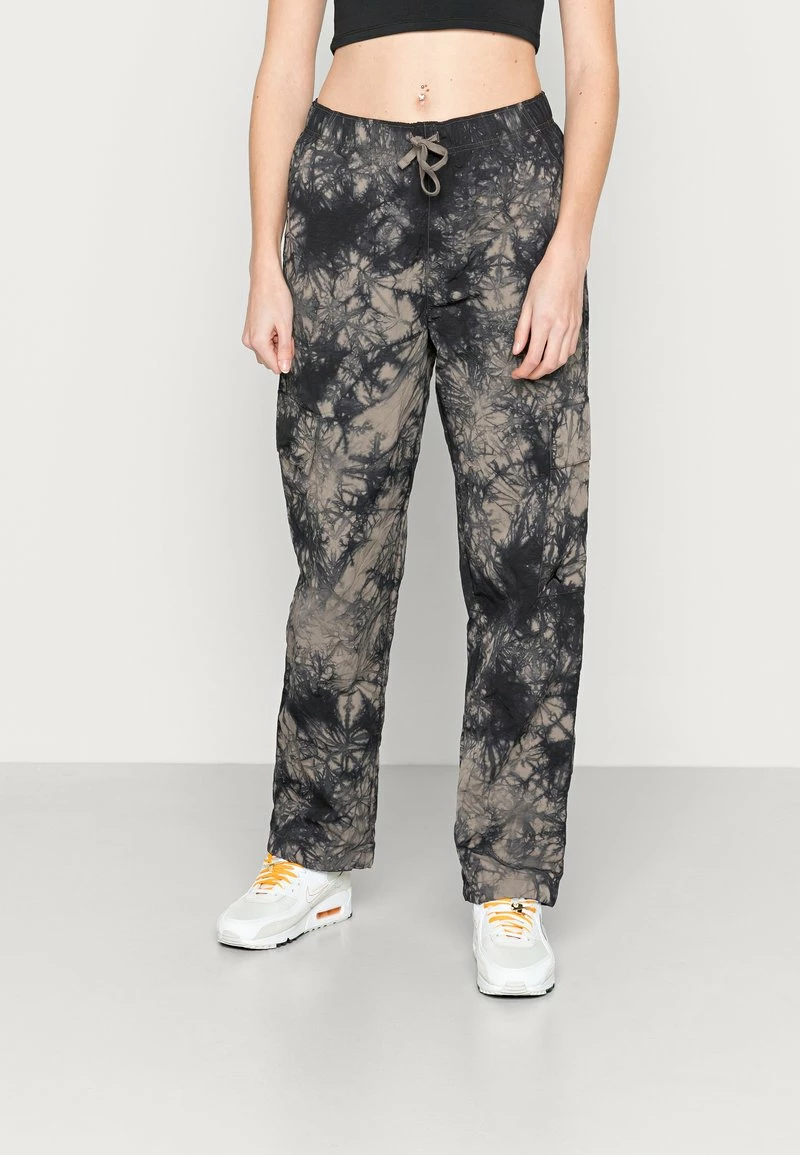 Jordan HERITAGE BOTTOM - Pantalones Cargo - Olive Grey/black , Mujer 3 Jordan HERITAGE BOTTOM - Pantalones Cargo - Olive Grey/black , Mujer