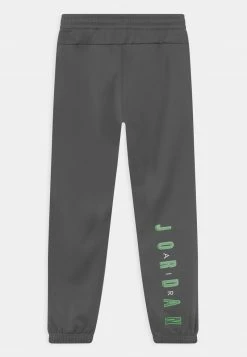 Jordan JUMPMAN BIG SPORT THERMA - Pantalones Deportivos - Smoke Grey , Niños -Jordan Tienda Oficial 7765abe5177f4a98917c0c99b3a355e9