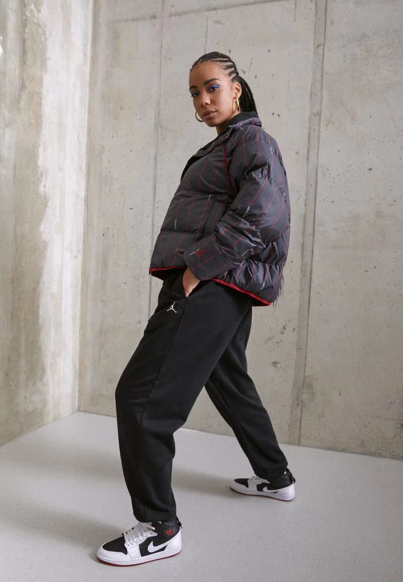 Jordan PANT CORE - Pantalones Deportivos - Black , Mujer 4 Jordan PANT CORE - Pantalones Deportivos - Black , Mujer - Imagen 2