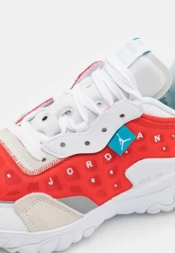 Jordan DELTA 2 UNISEX - Zapatillas - Chile Red/white/grey Fog/cyber Teal/metallic Silver , Unisexo -Jordan Tienda Oficial 7a8201d816884748a5bb5d857b975c9e
