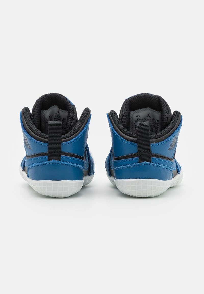 Jordan CRIB UNISEX - Zapatillas De Entrenamiento - Dark Marina Blue/black/white, Unisexo 5 Jordan CRIB UNISEX - Zapatillas De Entrenamiento - Dark Marina Blue/black/white, Unisexo - Imagen 3