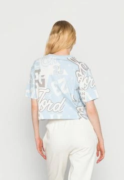 Jordan HER TEE CORE - Camiseta Estampada - Celestine Blue , Mujer -Jordan Tienda Oficial 7f21e4d846184edbb972269ca707f702