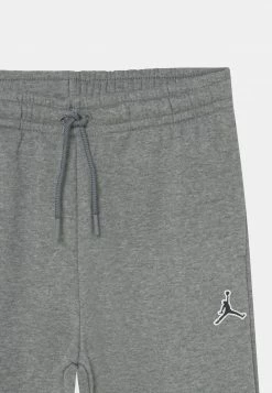 Jordan ESSENTIALS PANT - Pantalones Deportivos - Carbon Heather , Niños -Jordan Tienda Oficial 81818075315a4ce3838427afe9e03741