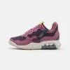 Jordan MA2 - Zapatillas - Light Mulberry/saturn Gold/cave Purple/offnoir/light Bone , Mujer -Jordan Tienda Oficial 848ccfeb816549cfba9f6fd950b641cf