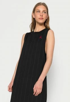 Jordan HERITAGE DRESS - Vestido Ligero - Black/gym Red, Mujer -Jordan Tienda Oficial 868b935e5b014740bfacf03a86bf1cc8