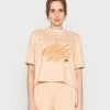 Jordan ESSEN BOXY - Camiseta Estampada - Orange, Mujer -Jordan Tienda Oficial 8de8a2eeeb284f91a3ceb83284dae978