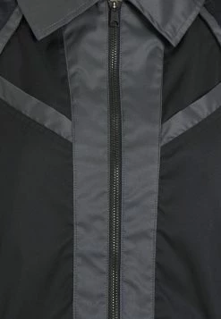 Jordan NEXT UTILITY JACKET - Abrigo Corto - Black/iron Grey/black, Mujer -Jordan Tienda Oficial 943734f4909943d3932572991409a2fd