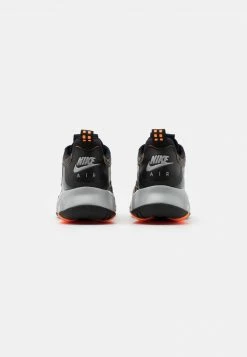 Jordan MAX 200 - Zapatillas - Black/reflective Silver/light Smoke Grey/dark Smoke Grey/total Orange, Hombre -Jordan Tienda Oficial 952c5a11df6c4f458da7d8dfc82ceb3d