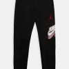 Jordan JUMPMAN - Pantalones Deportivos - Black , Unisexo 1 Jordan JUMPMAN - Pantalones Deportivos - Black , Unisexo -Jordan Tienda Oficial 972e8fb846a3464e84121381c0cf5a8d