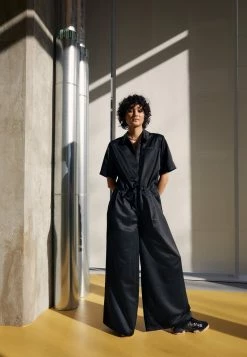 Jordan HERITAGE FLIGHTSUIT - Mono - Black/gym Red , Mujer