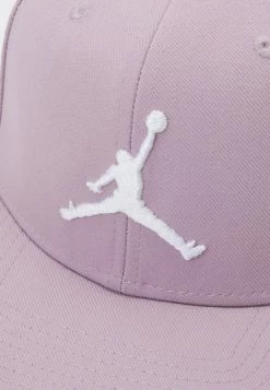 Jordan PRO JUMPMAN SNAPBACK - Gorra - Plum Fog/white , Hombre -Jordan Tienda Oficial a4ffd2218c314ee4b08ebb33f898c299