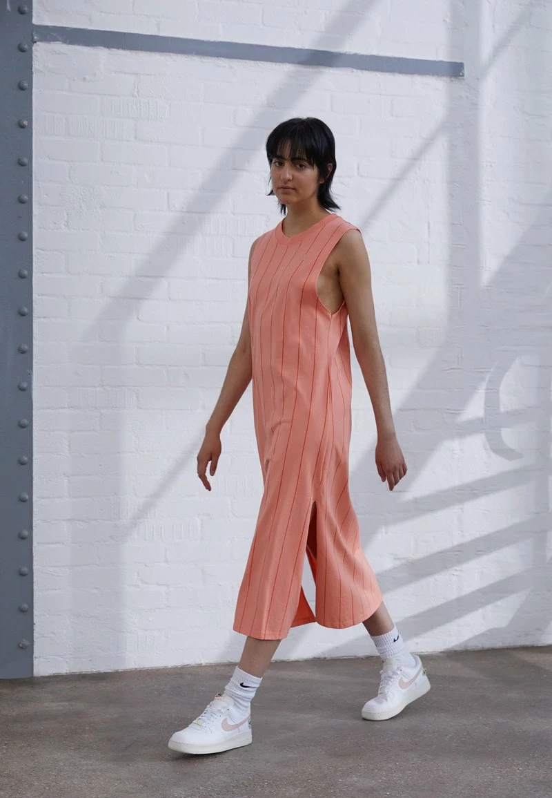 Jordan HERITAGE DRESS - Vestido Ligero - Crimson Bliss , Mujer 3 Jordan HERITAGE DRESS - Vestido Ligero - Crimson Bliss , Mujer