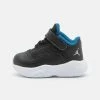 Jordan 11 CMFT LOW UNISEX - Zapatillas De Baloncesto - Black/white/dark Marina Blue , Unisexo