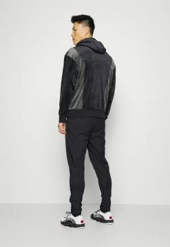 Jordan WOVEN PANT - Pantalones Deportivos - Black/white, Hombre -Jordan Tienda Oficial a9744335615b404c9166f222b2f0adb3