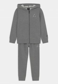 Jordan ESSENTIALS SET - Chándal - Carbon Heather , Niños