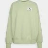 Jordan CREW - Sudadera - Olive Aura , Mujer 1 Jordan CREW - Sudadera - Olive Aura , Mujer -Jordan Tienda Oficial abd3e72ae9c444edb39b18d7ca0a6993