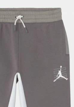 Jordan JUMPMAN PANT - Pantalones Deportivos - Gunsmoke , Niños -Jordan Tienda Oficial b15f51a23b964dfaa6be88911924d244