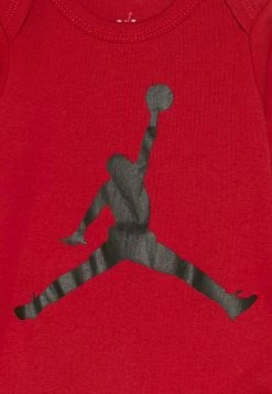 Jordan JUMPMAN SET UNISEX - Gorro - Gym Red , Niños 9 Jordan JUMPMAN SET UNISEX - Gorro - Gym Red , Niños -Jordan Tienda Oficial b2c68b361d814355860c07ec33b460dc