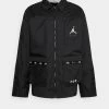 Jordan Chaqueta Fina - Black, Hombre 2 Jordan Chaqueta Fina - Black, Hombre -Jordan Tienda Oficial ba17158b29634d40a2c5eead851e9671